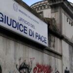 Incendio all'interno gli Uffici del Giudice di Pace