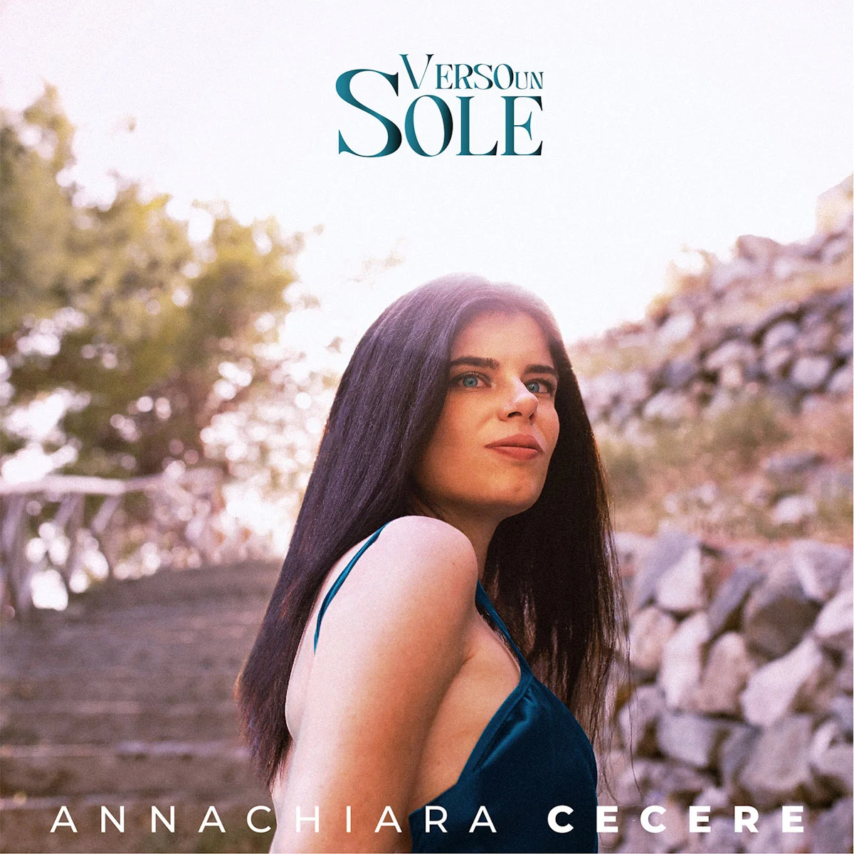 “VERSO UN SOLE” è il nuovo singolo di Annachiara Cecere