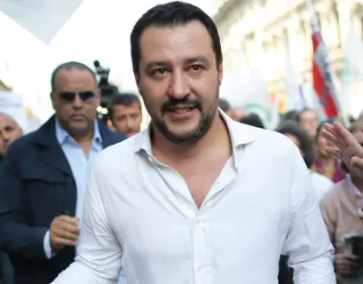 Salvini: "Ci sono buone possibilità che la Lega scelga il prossimo candidato sindaco per Napoli"