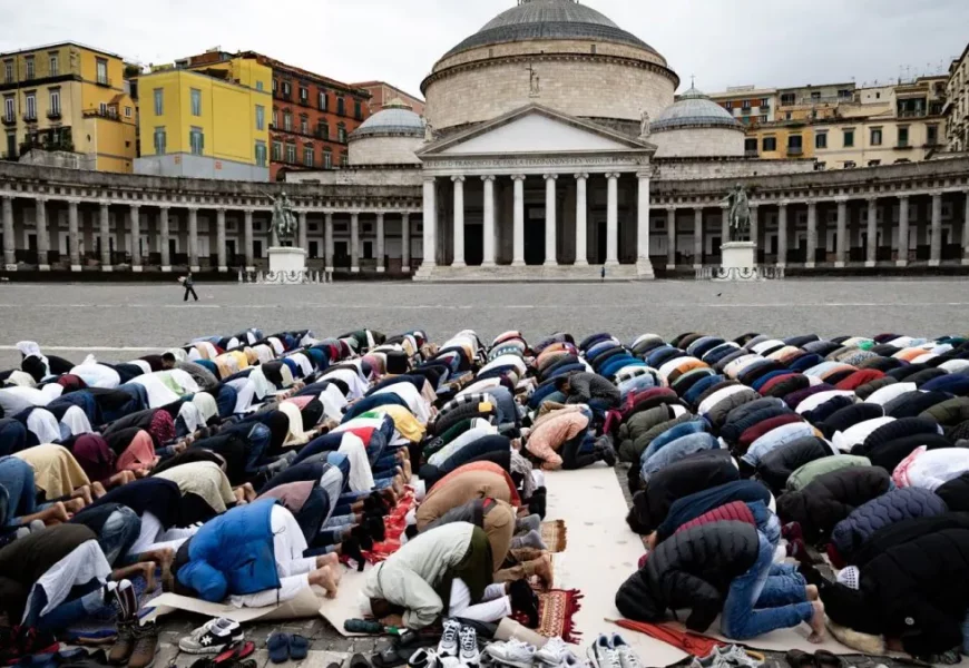 La comunità musulmana chiede una moschea a Napoli