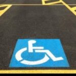 Parcheggi e stalli di sosta per le persone con disabilità: le proposte della commissione Politiche sociali
